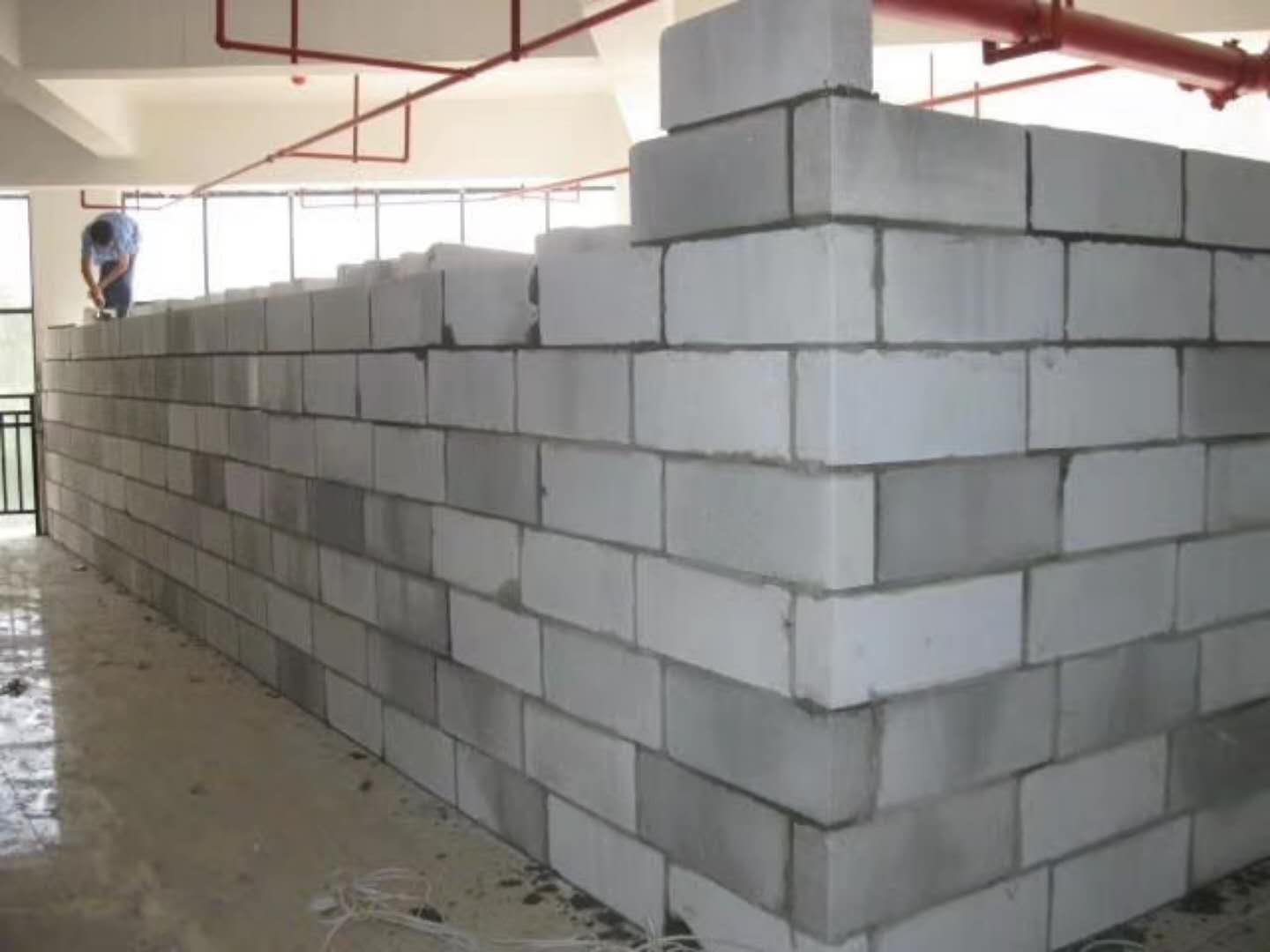 南郑蒸压加气混凝土砌块承重墙静力和抗震性能的研究